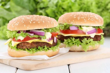 Çizburger hamburger taze biftek domates marul peynir