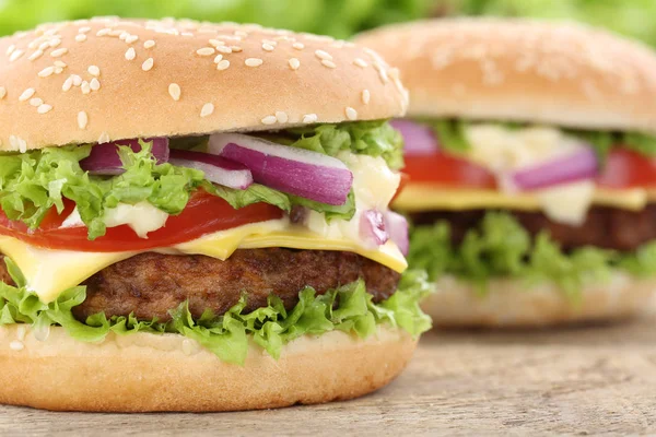 Çizburger hamburger burger closeup kapatın domates izin sığır eti kadar