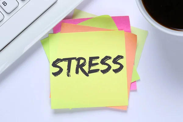 Stress stressato burnout sul lavoro scrivania rilassata — Foto Stock