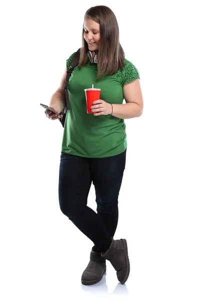 Студентка со смартфоном кола напиток молодая женщина все тело портреты — стоковое фото