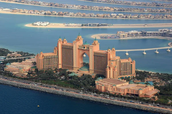 Dubai Atlantis Hotel The Palm Island vista aérea fotografía — Foto de Stock