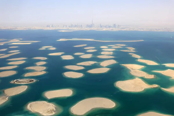 Dubai El panorama de las islas del mundo Burj Khalifa vista aérea — Foto de Stock