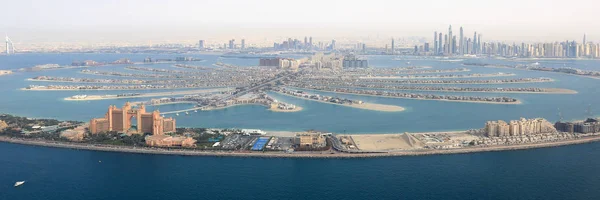 Dubai The Palm Island Atlantis Hotel panorama Marina havadan görünümü — Stok fotoğraf