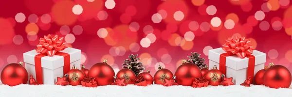 Regalos de Navidad presenta bolas banner decoración luces backgrou — Foto de Stock