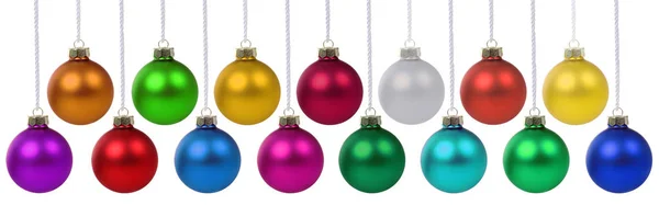 Vánoční ozdoby koule banner dekorace visí izolované na wh — Stock fotografie