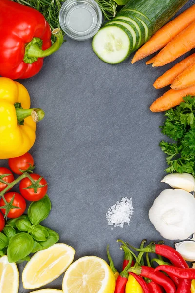 Vegetables collection tomatoes carrots cooking ingredients slate — Stock Photo, Image