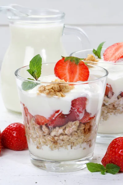 Strawberry Yogurt Yoghurt Strawberries Fruits Portrait Format Breakfast Food — Stock Photo, Image