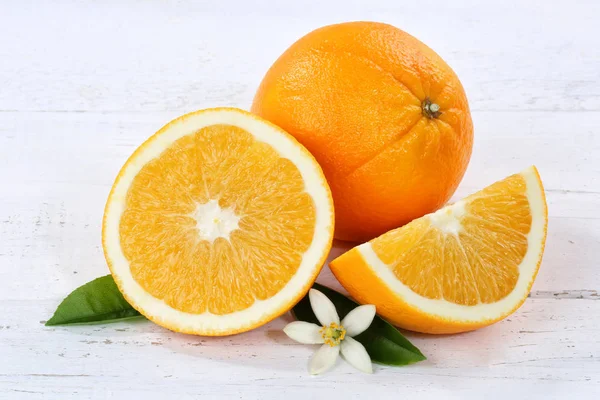 Апельсини Фрукти Дерев Яній Дошці — стокове фото