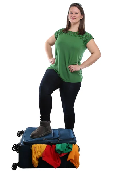 Embalaje maleta maleta maleta joven mujer viaje viaje vacati —  Fotos de Stock