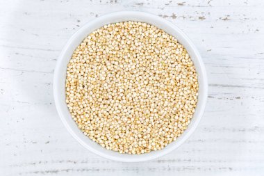 Quinoa Tahıl superfoods superfood tahıl ahşap kase yukarıda 
