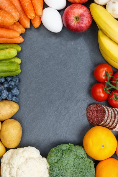 Frukt och grönsaker mat samling ram stående format slat — Stockfoto