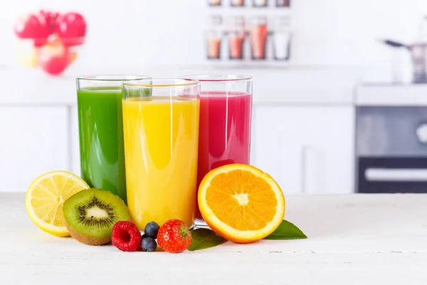 Šťáva smoothie smoothie oranžové pomeranče ovoce ovoce — Stock fotografie