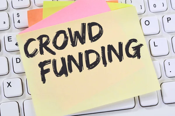 Folkmassan finansiering crowdfunding samla pengar online investeringar i — Stockfoto