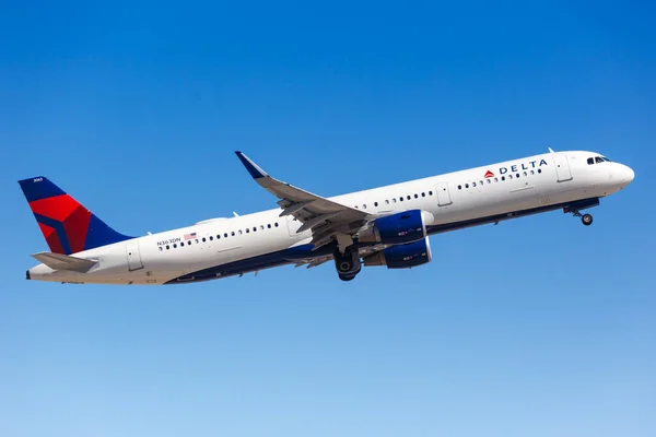 Phoenix Arizona Kwietnia 2019 Delta Air Lines Samolot A321 Lotnisku — Zdjęcie stockowe