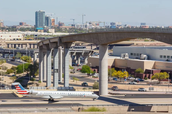 Феникс Аризона Апреля 2019 Года Самолет Bombardier Crj 900 American — стоковое фото