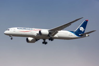 New York City, New York 29 Şubat 2020 AeroMexico Boeing 787-9 Dreamliner uçağı New York JFK havaalanında (JFK). Boeing, merkezi Chicago 'da bulunan bir Amerikan uçak üreticisi..