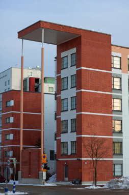 Şehirdeki modern bina manzarası