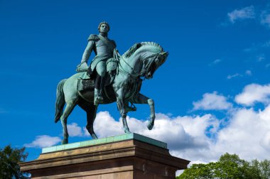 Norveç kralı Carl Johan XIV heykeli 