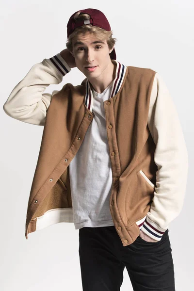 Şık ve yakışıklı delikanlı pozlar  