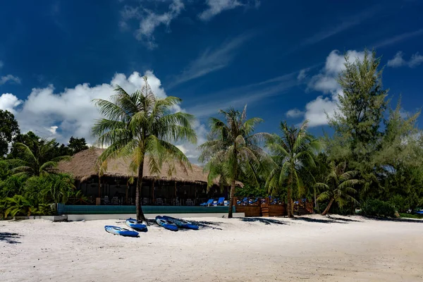 Красивий Тропічний Пляж Кох Ронг Samloem Острів — стокове фото