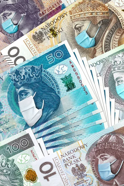 Valamennyi Lengyel Bankjegy Arcmaszkkal Koronavírus Ellen Amely Lengyel Gazdaságot Sújtotta — Stock Fotó