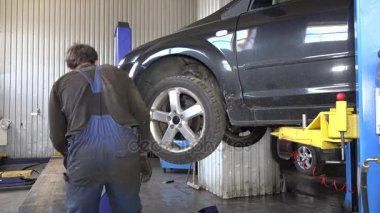 Otomatik mekanik tekerlekli araba kaldırma