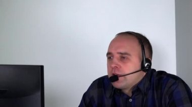 Çağrı Merkezi Danışmanı adam duygusal vurguladı.