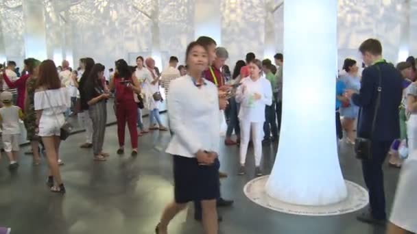 Lot of visitors people in Korea pavilion in Expo 2017 international exhibition — Stock Video