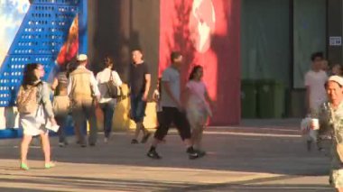 ziyaret edenler insanlar Expo 2017 uluslararası sergide açık. Timelapse