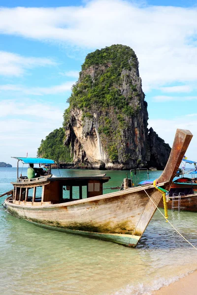 Langschwanzboot Strand Von Railay Krabi Thailand — Stockfoto