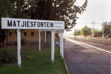 Güney Afrika'daki ünlü Matjiesfontein tren istasyonu   