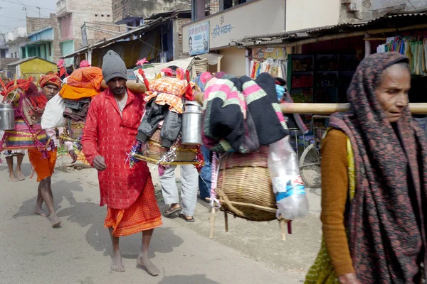 Munger India 2015 Október Vidáman Öltözött Vallási Zarándokok Séta Vidéki — Stock Fotó