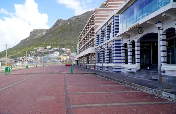 Cidade Cabo África Sul Abril 2020 Estacionamento Vazio Praia Muizenberg — Fotografia de Stock