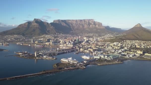 Воздух Над Кейптауном Южная Африка Столовой Горой — стоковое видео