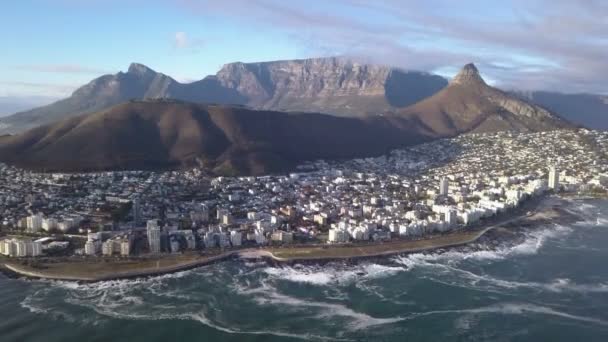 Aerial Overhead Ciudad Del Cabo Sudáfrica Con Table Mountain — Vídeo de stock