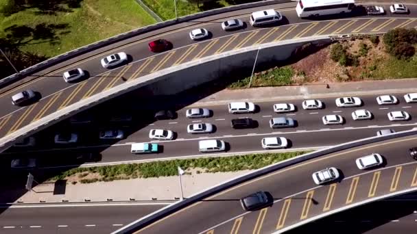 Luchtfoto Drukke Kruising Snelweg Met Verkeer — Stockvideo