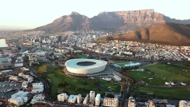 Letecký Výhled Kapské Město Jihoafrickou Republiku Stadionem Stolovou Horou — Stock video