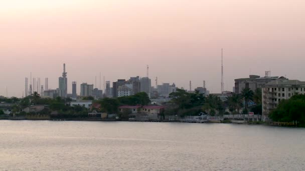 Blick Auf Die Innenstadt Von Lagos Nigeria Mit Taxis Und — Stockvideo