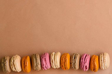 Kopya alanı zemin üzerine acıbadem kurabiyesi