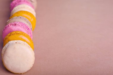 Kopya alanı zemin üzerine acıbadem kurabiyesi