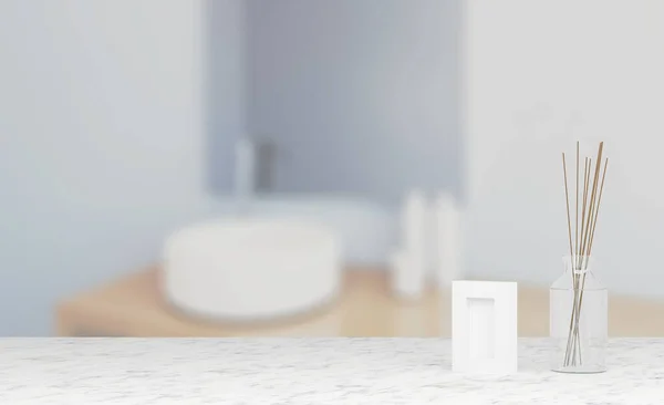 Banyo Aksesuarları Beyaz Bir Masada Hafif Bir Mekâna Karşı Görüntüleme — Stok fotoğraf