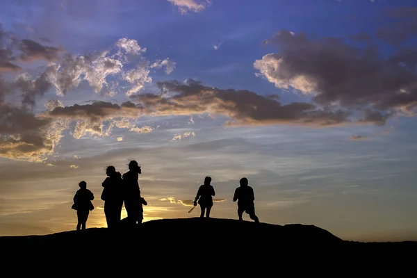Güzel gün batımı ayın Vadisi'nde Atacama Çölü, Şili
