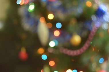 Odaklanamayan ışıklarla soyut noel arkaplanı