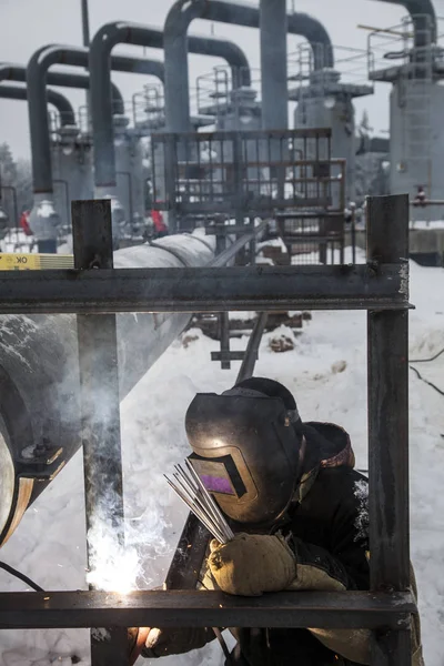 Welding work in winter — Stock Photo, Image