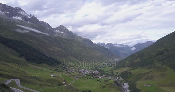 Belo panorama aéreo dos alpes suíços — Vídeo de Stock