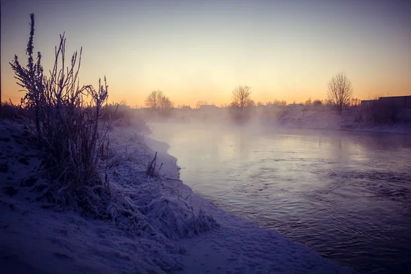 Thermometer Passed Unusual Haze Water — Stock Photo, Image