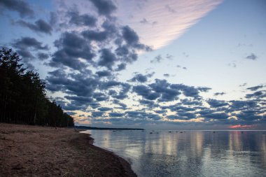 Finlandiya Körfezi (Leningrad region yaz sunset)