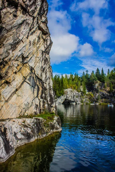 Ruskeala kakmacılık — Stok fotoğraf