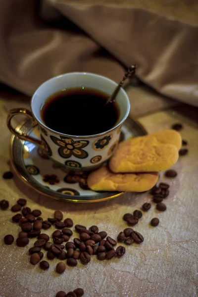 Café Ainda Vida Aroma Café Forte Uma Xícara Grãos Café — Fotografia de Stock