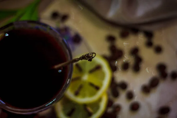 Café Ainda Vida Aroma Café Forte Uma Xícara Grãos Café — Fotografia de Stock